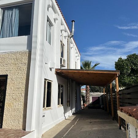 Villa Nikitas Konia Екстериор снимка