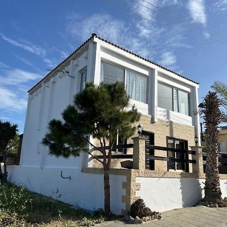 Villa Nikitas Konia Екстериор снимка